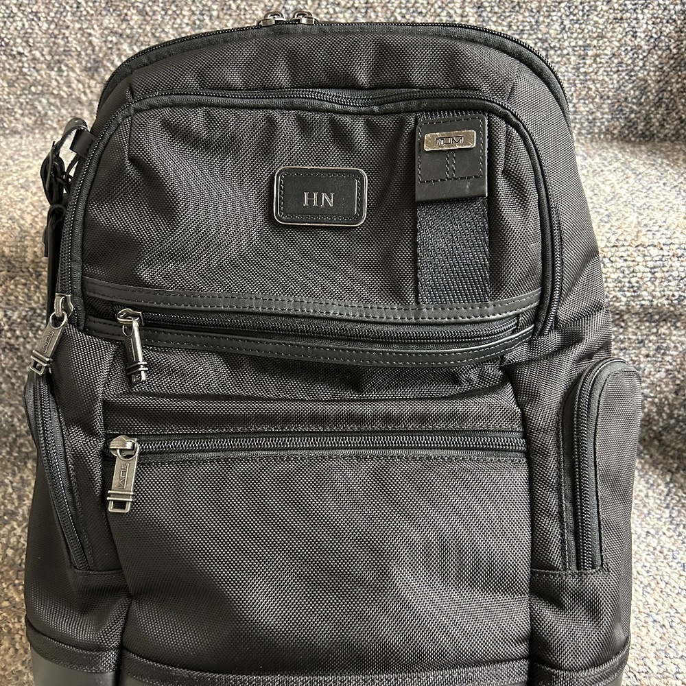TUMI BACKPACK—MODEL ALPHA BRAVO NAVIGATION-LIKE NEW MINT CONDITION